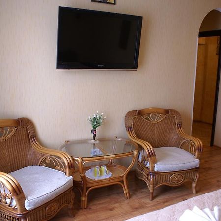 Orion Guest House Kaliningrad Extérieur photo