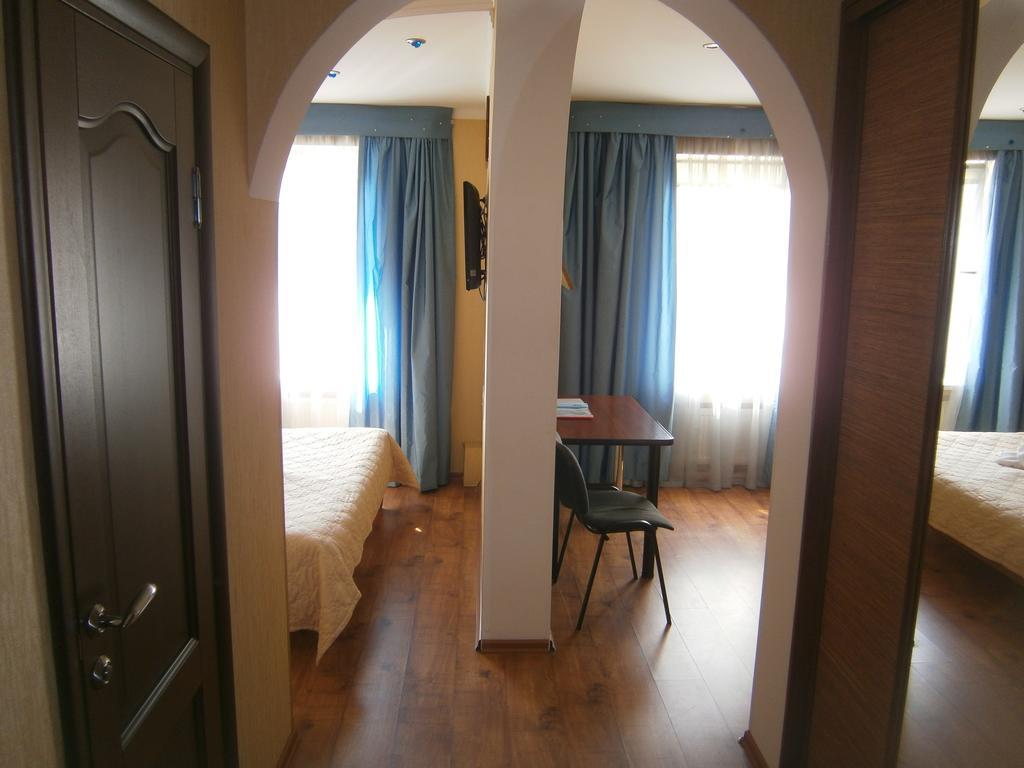 Orion Guest House Kaliningrad Extérieur photo